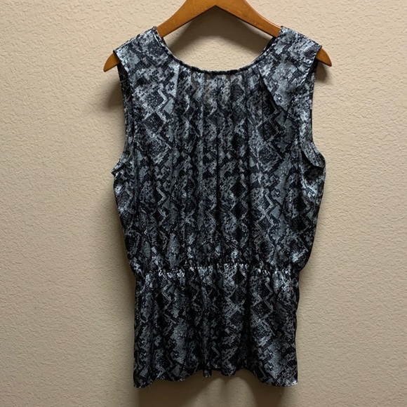 Violet & Claire Black and Gray Animal/Snake Print Sleeveless Blouse - Picture 1 of 14